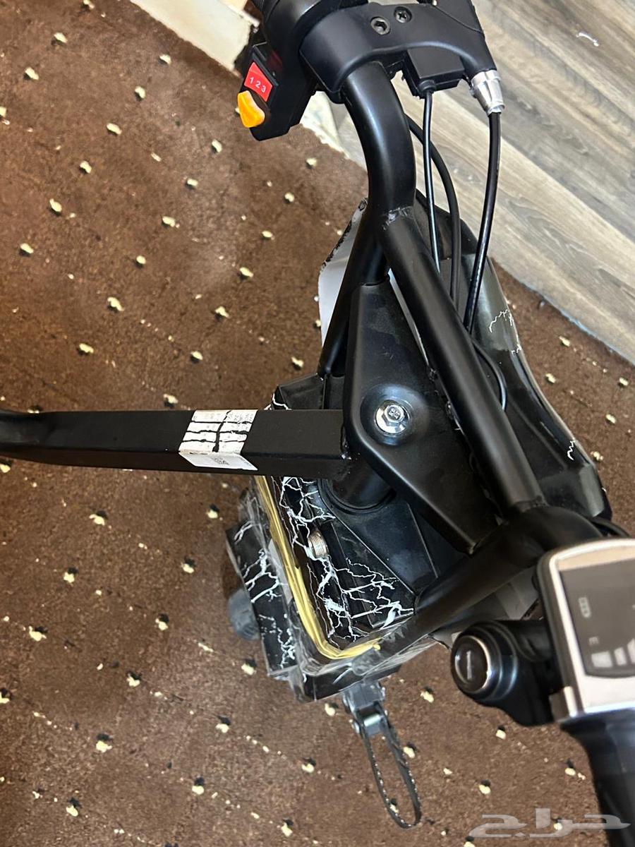 سكوتر كبير للبيع64229479399298113