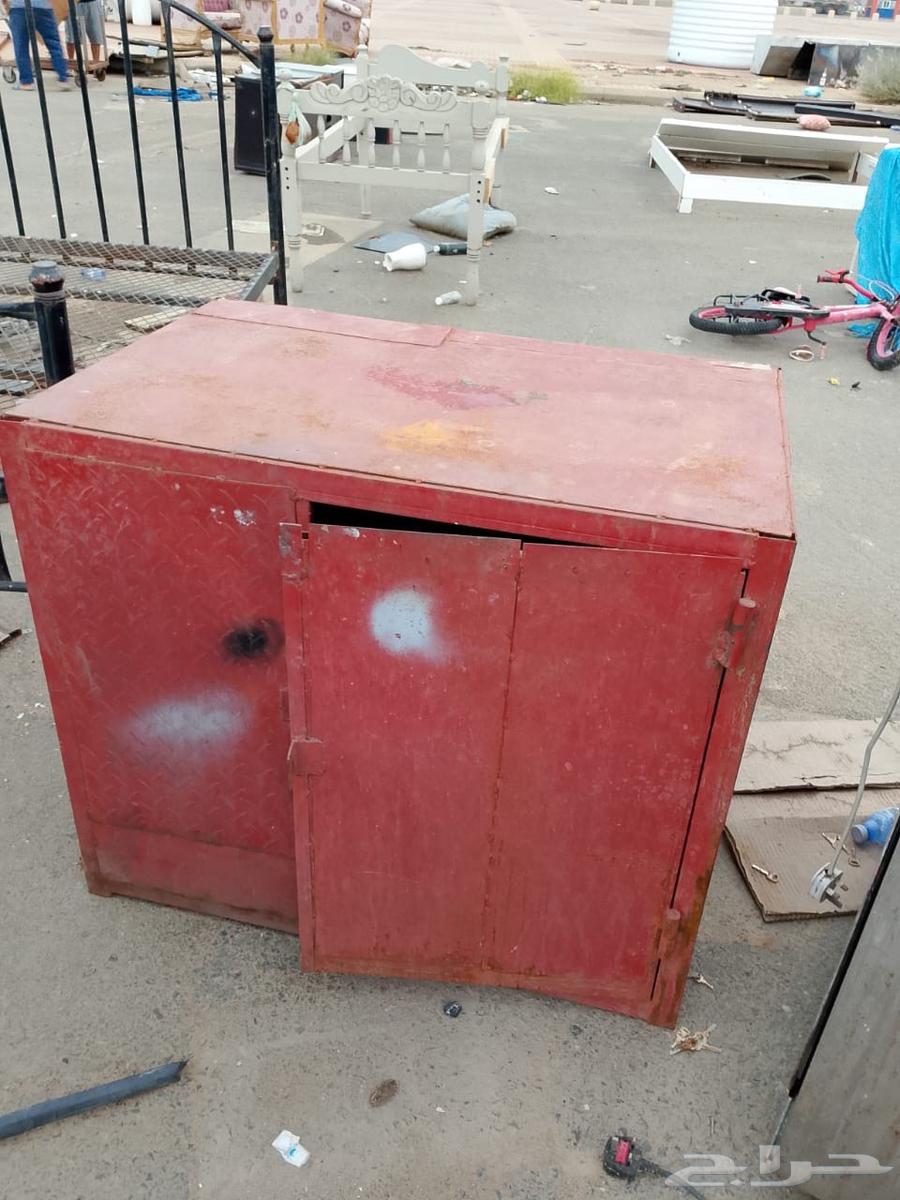 صندوق حديد64229794023425110