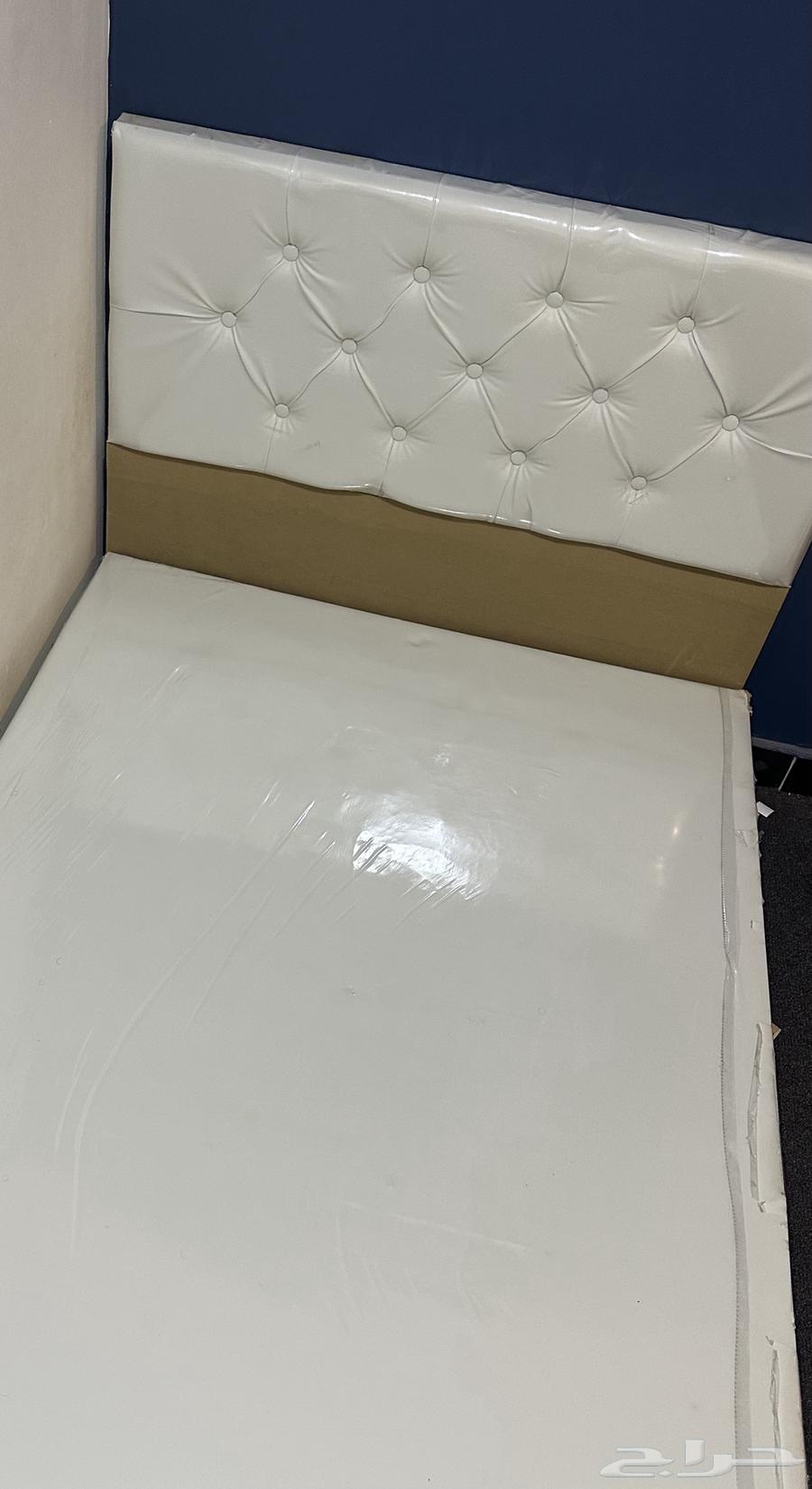 سرير نفر ونص مستعمل شبه جديد64220676983683112