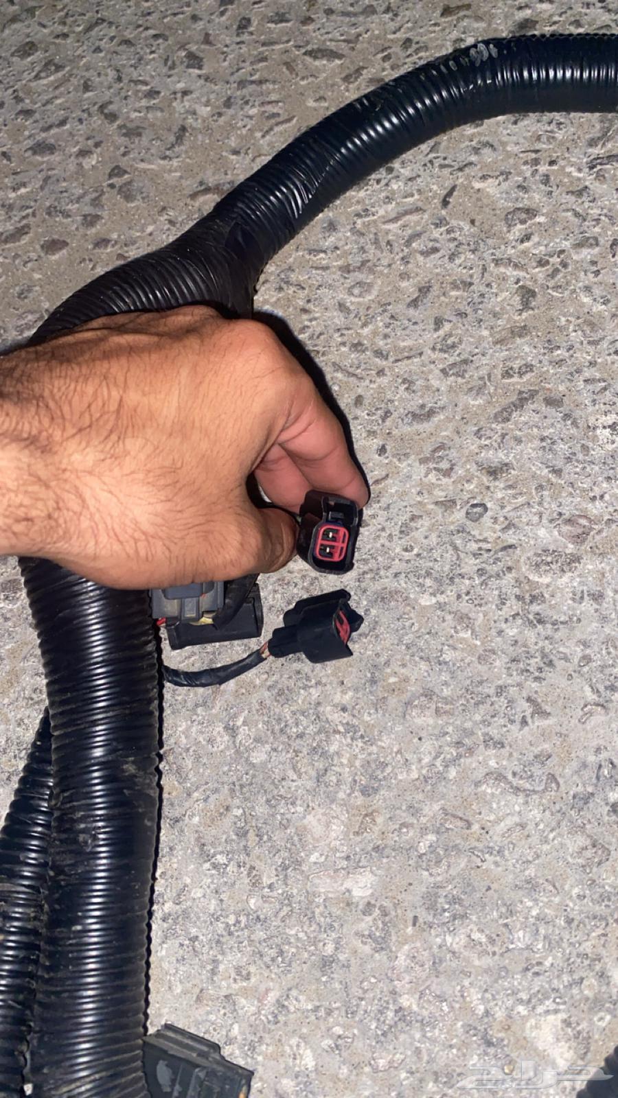 ظفيره فورد 2010 و قطع غيار64418485694210111