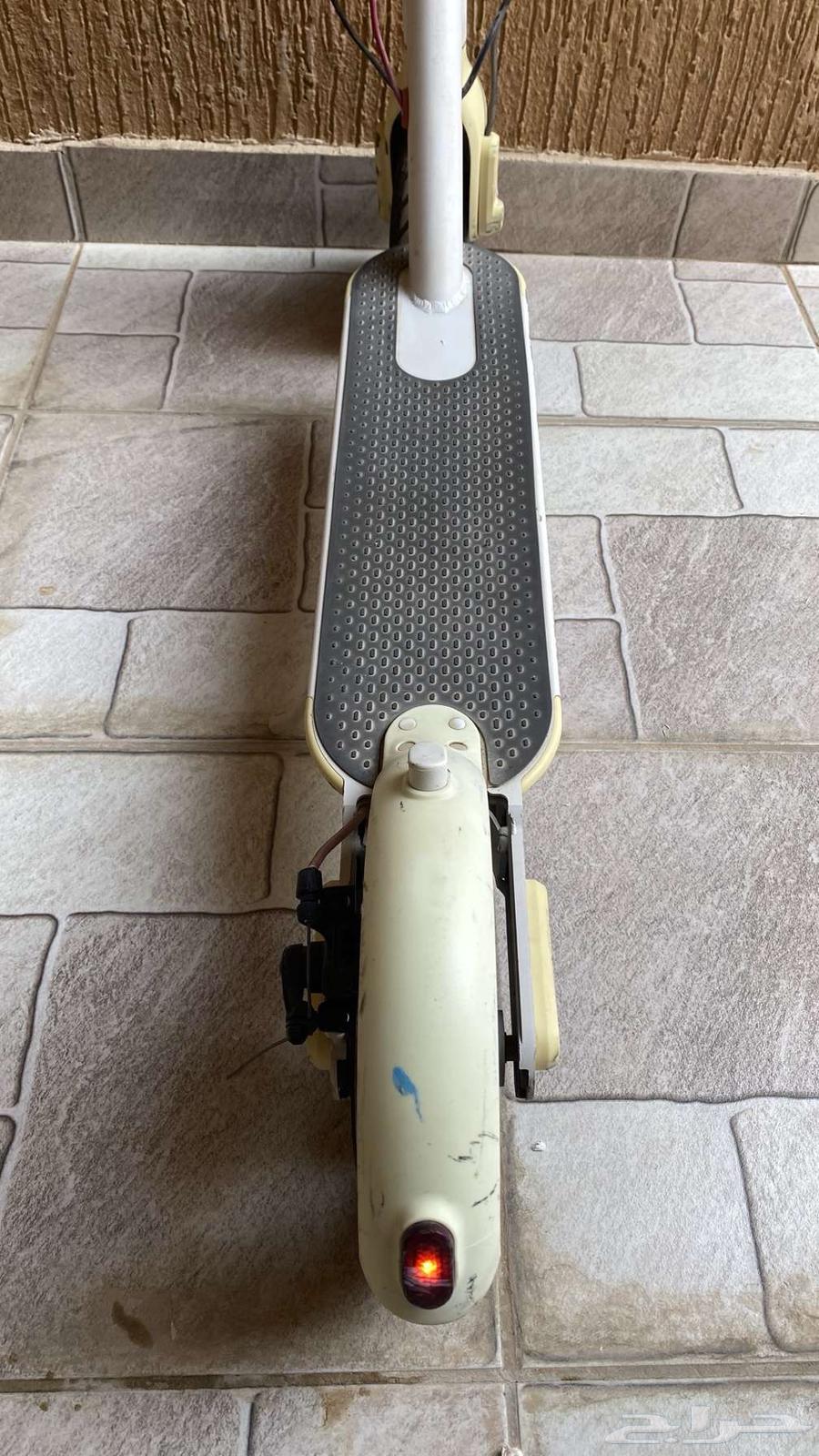 سكوتر كهربائي نضيف يحتاج صيانه64238162173315111