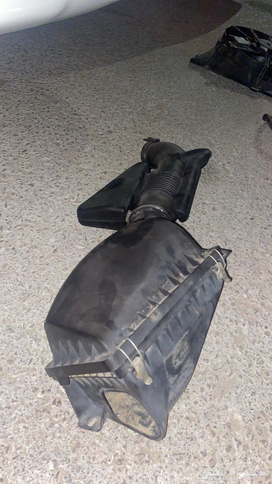 ظفيره فورد 2010 و قطع غيار64418485694210112