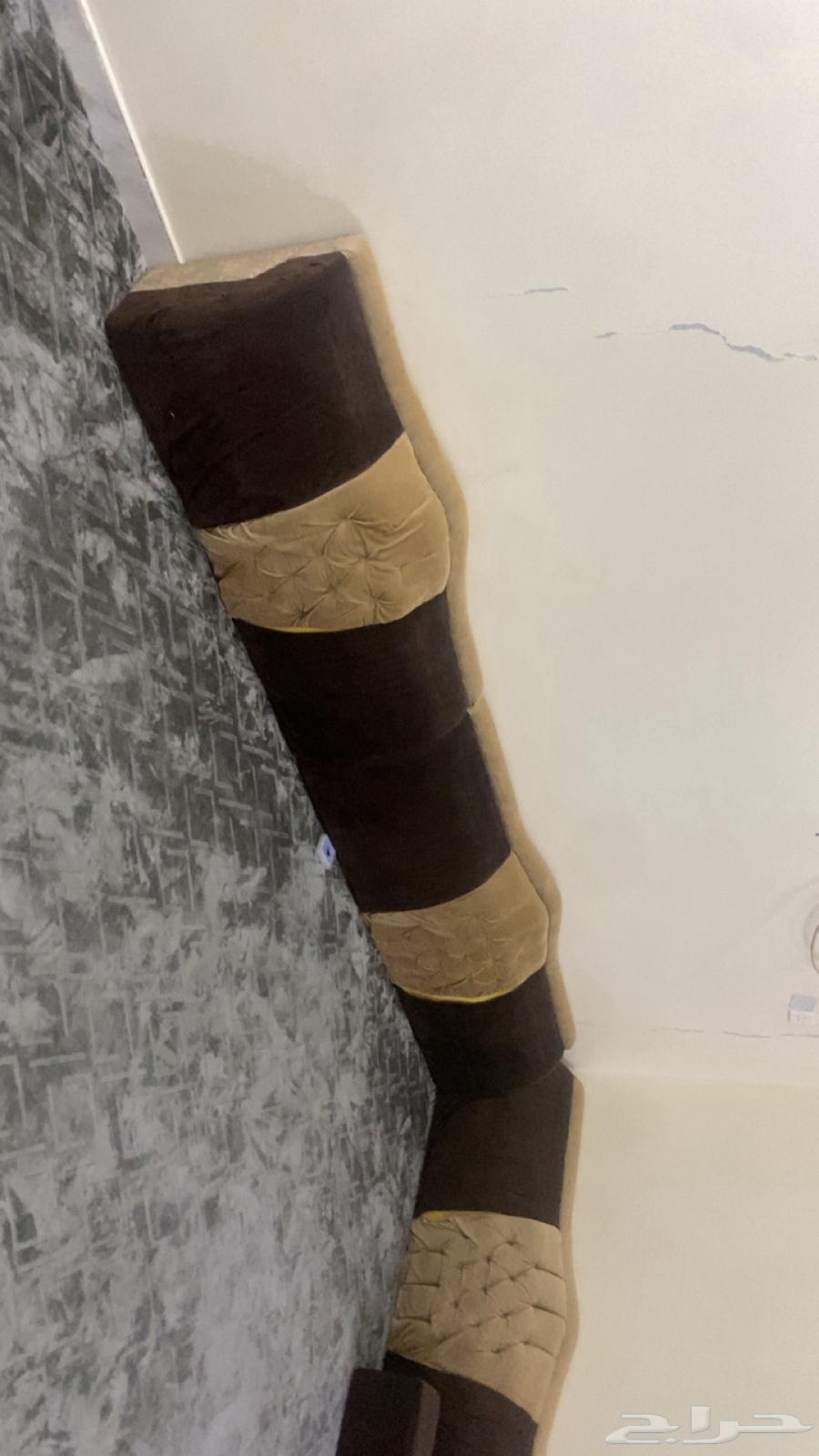 للبيع مساند نضيفه64245640366465110