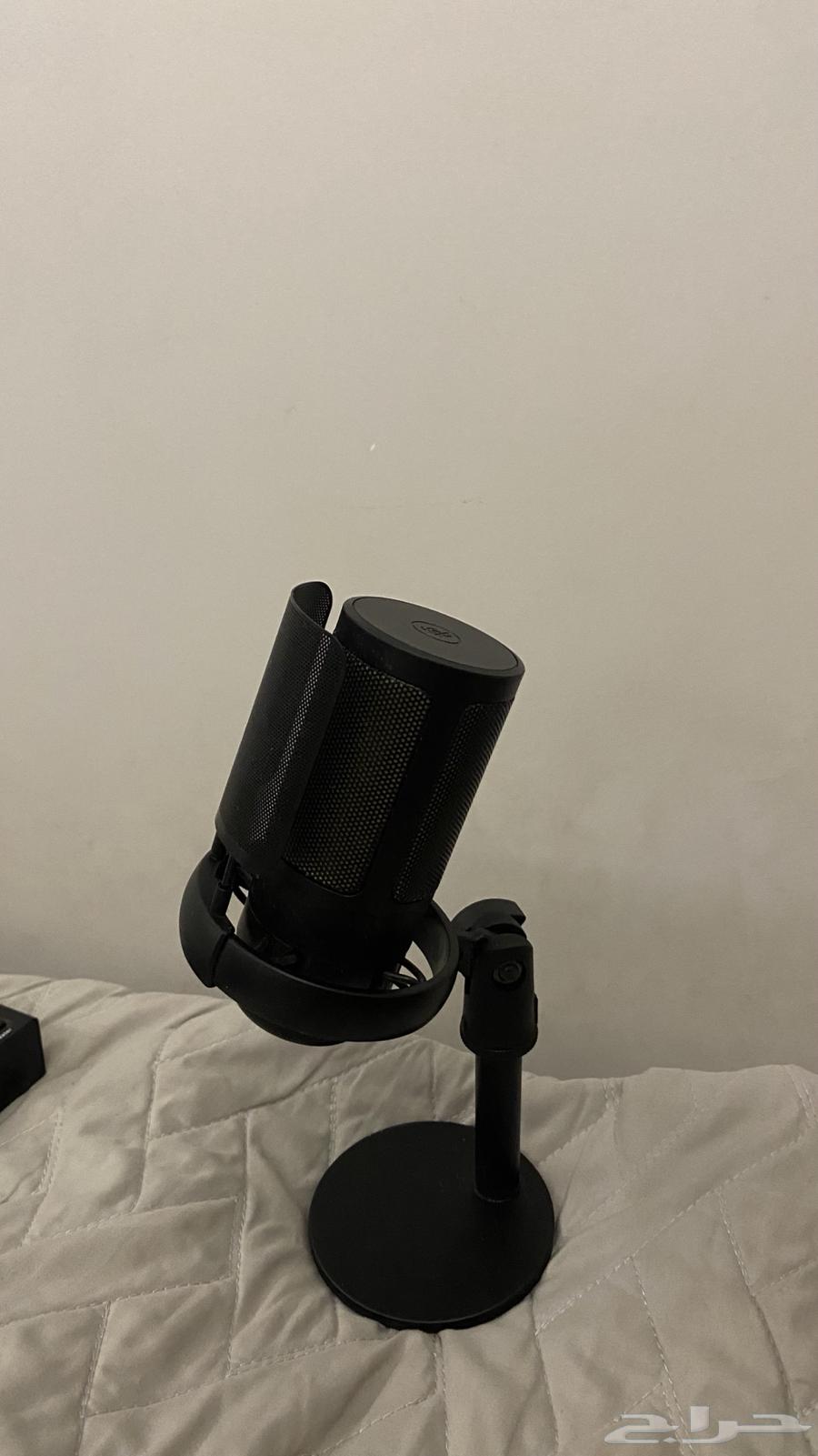 Broken Mic Speaker Pack64240548215169111