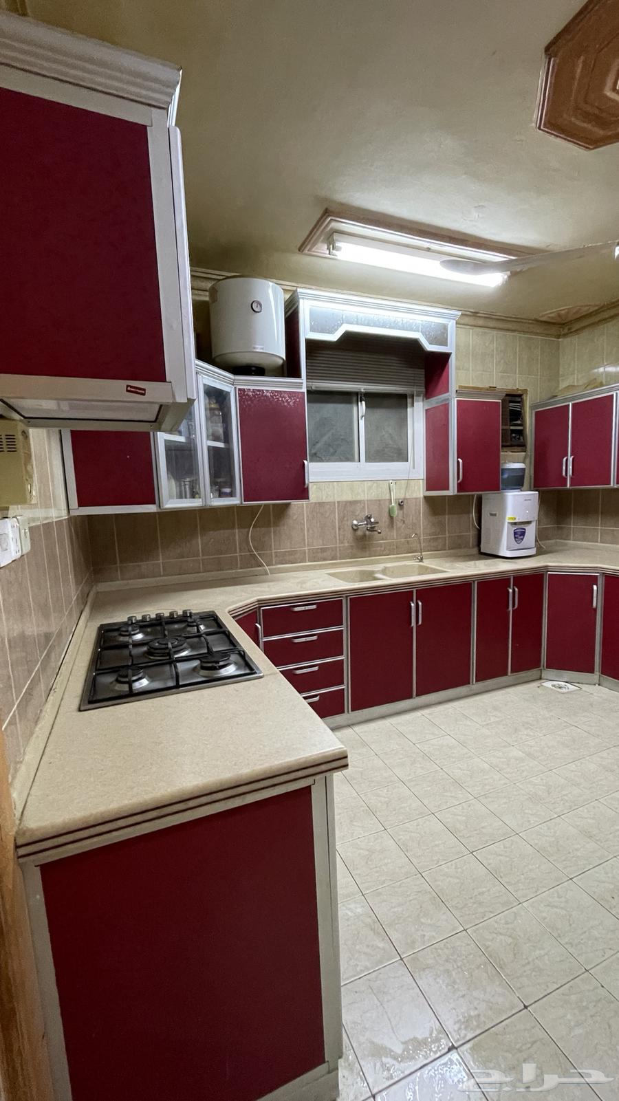 مطبخ 4x4 المنيو مستخدم شبه جديد مافيه كسور64250059605890111