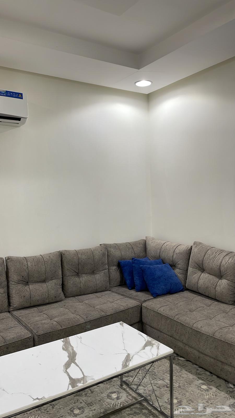 Sofa for sale with carpet and curtain64244591613057111