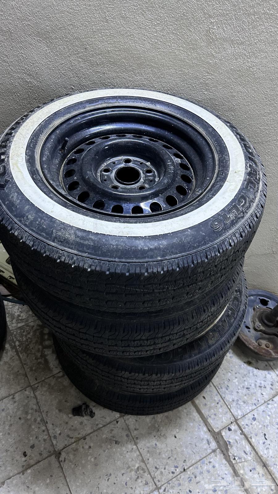 للبيع كفرات وجنوط هايلكس من 2006 وطالع64408737106561110