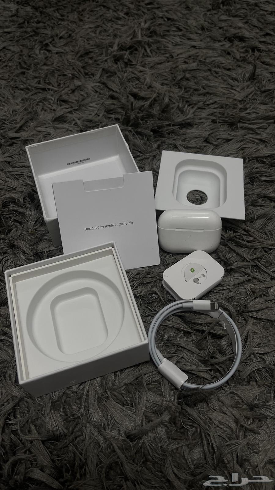 سماعة ايربودز برو الأصلية على الشرط شبه جديدة64241769221249112