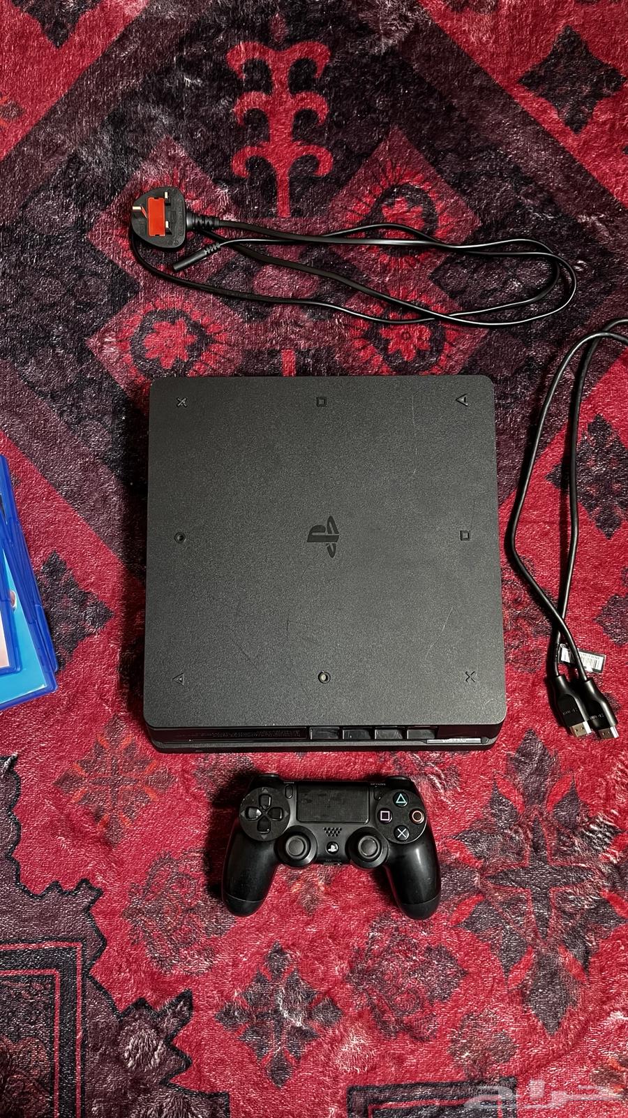 سوني فور اخو الجديد لايشكو من شي ولا قد انفتح64241934583811112