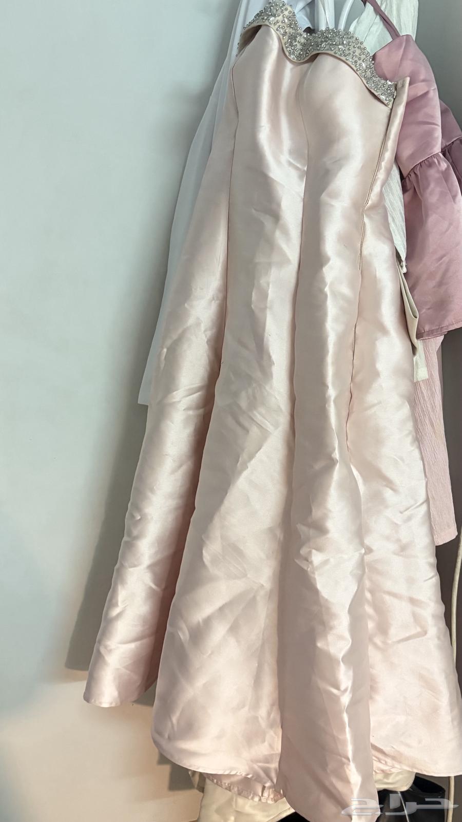 فستان للبيع64240068492419110