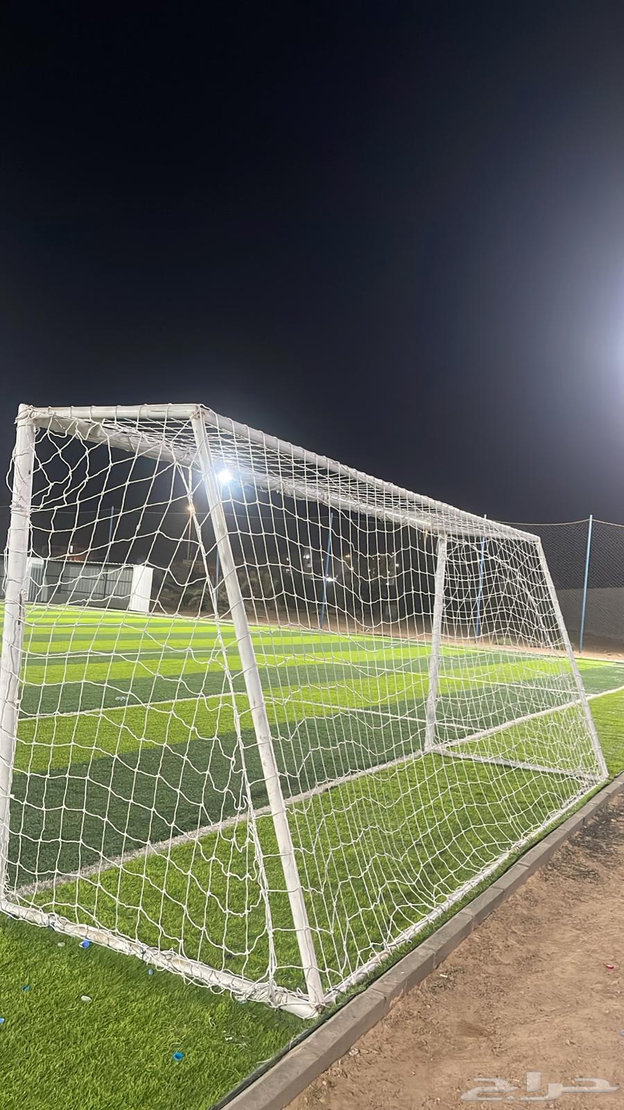 ملعب كرة قدم للبيع64235176214786112