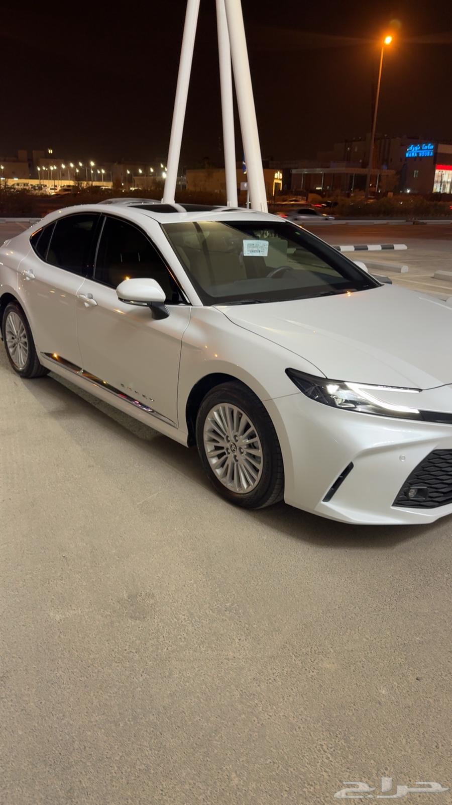 للتنازل كامري 2025 نص فل بنزين64408850565891111