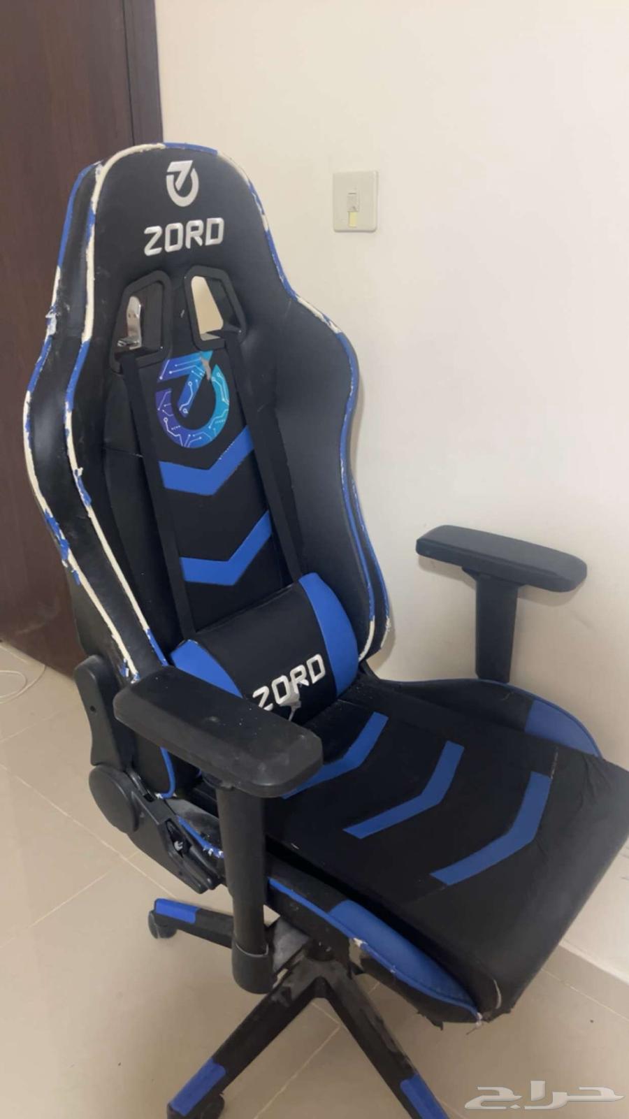 A chair from Zord, price 900 riyals, new64253900270081113