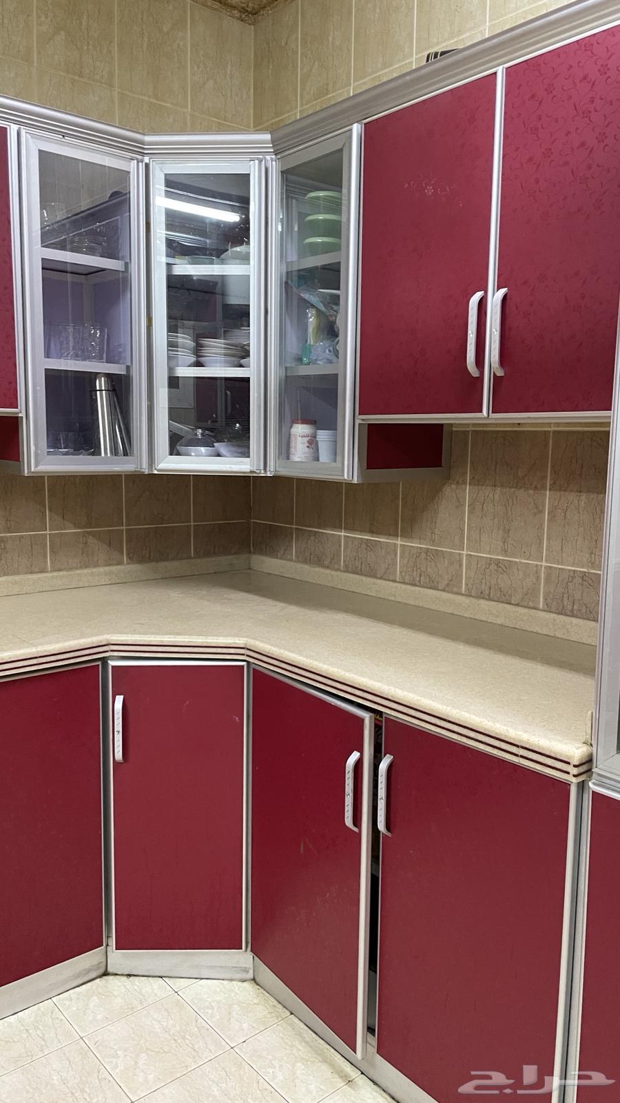 مطبخ شبه جديد 12متر64251879182979114