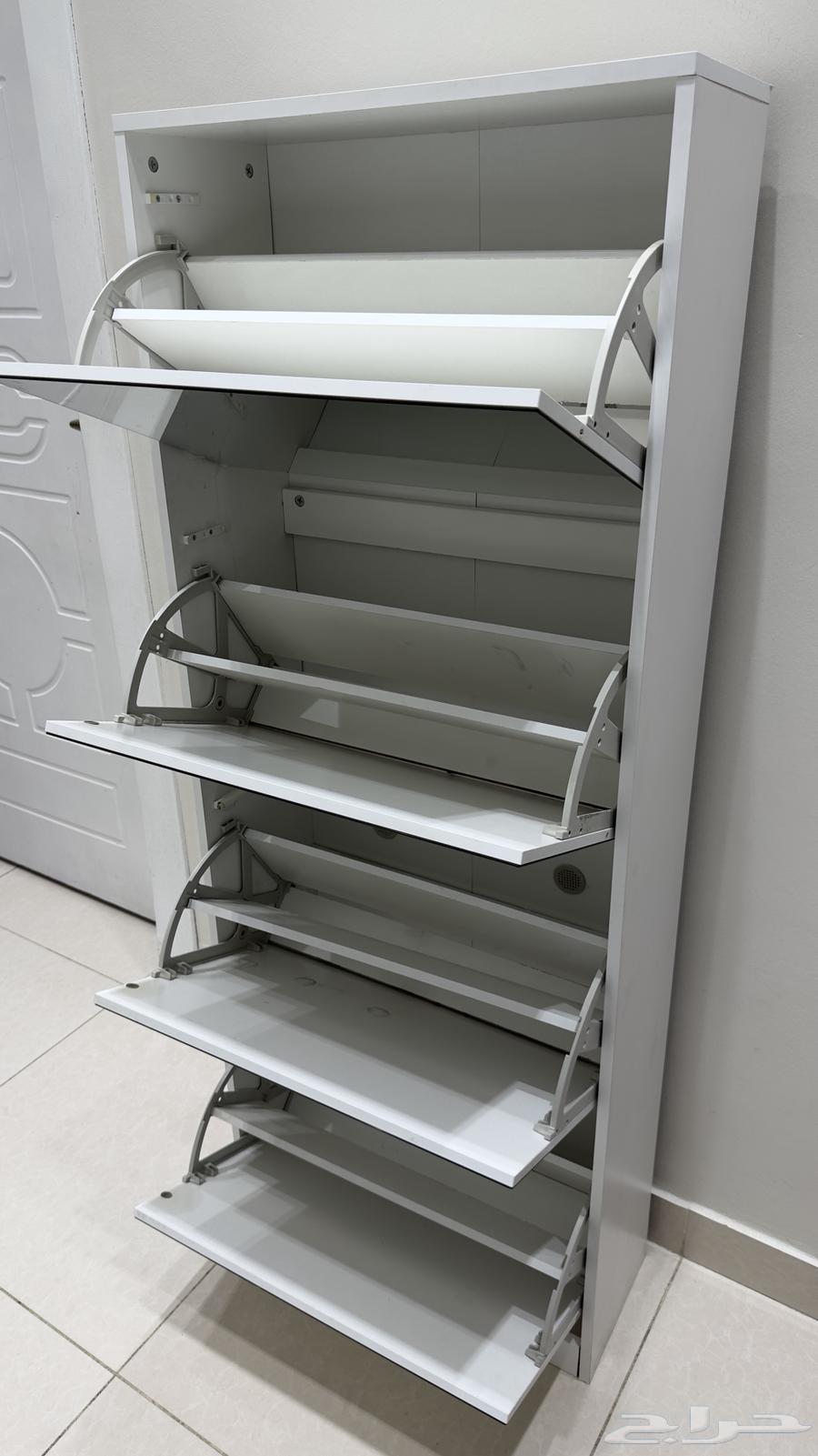 Jazama with mirrors64251242602371111