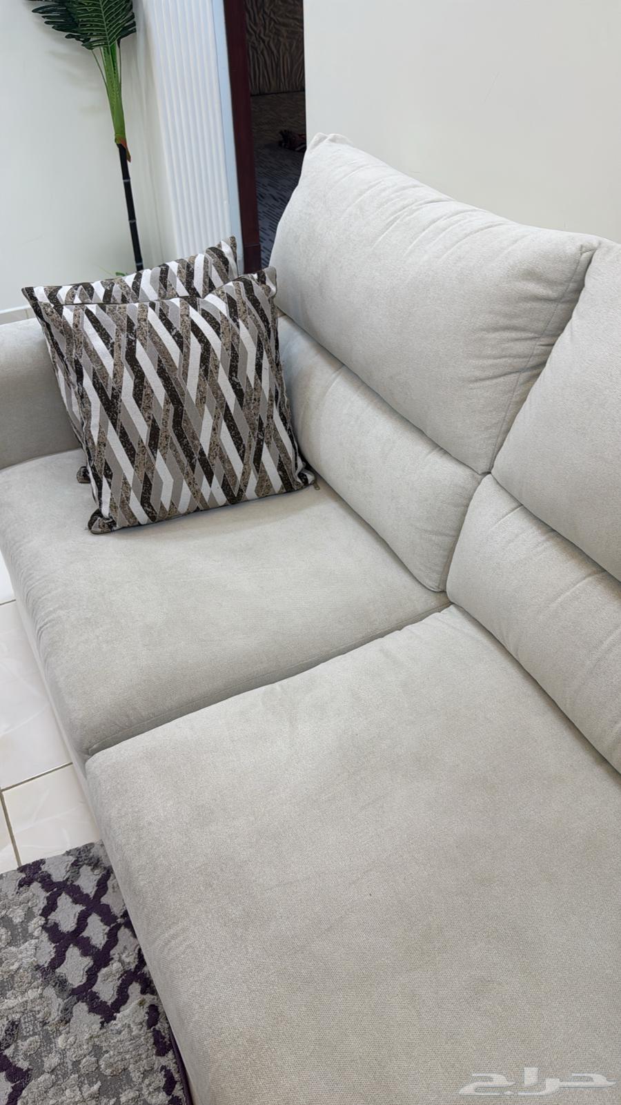 Sofa almost new, used for only six months for sale64243692074626110