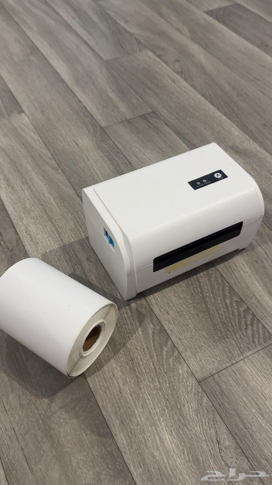 Receipt printer with paper output64234619975681112