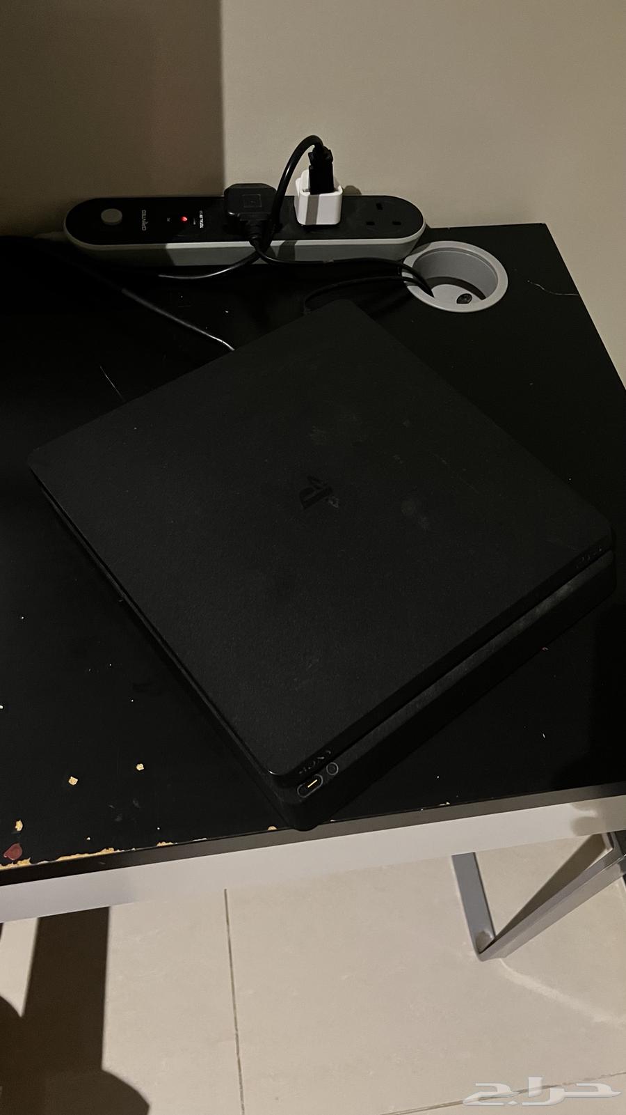 سوني 4 نضيف مراا مع يد64248490466561110