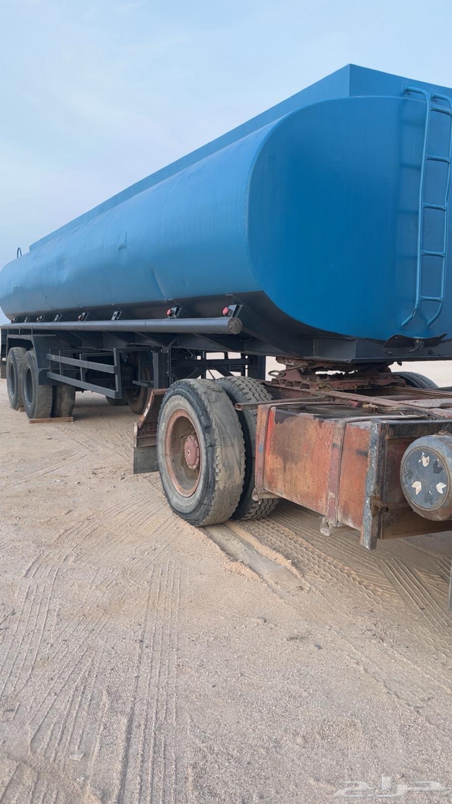 للبيع تانكي ماء تريله قاعده 16 الماني الحد 18 الف64417386549634110