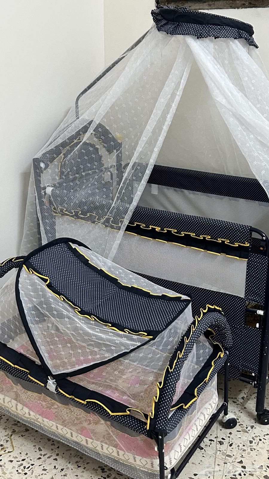 سرير اطفال للبيع السبب نقل بيع مستعجل64250415858050110