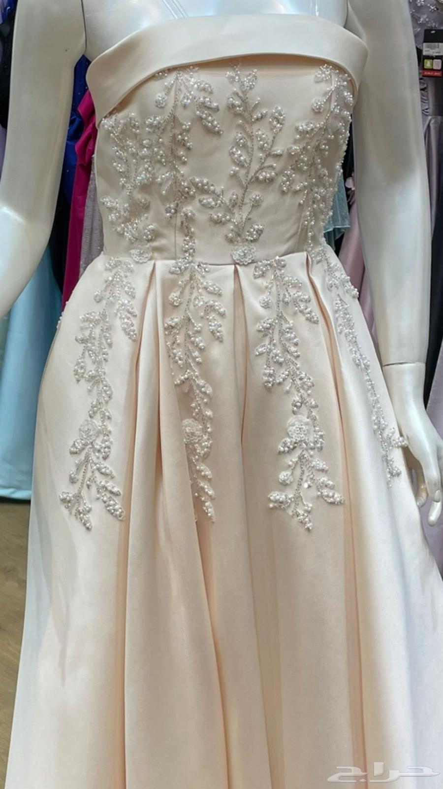 فستان للبيع64255240907649111