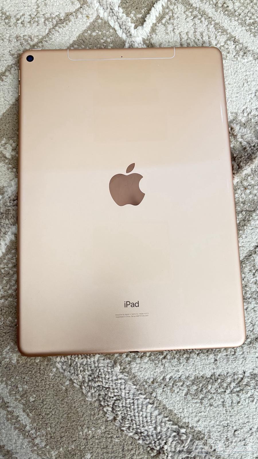 ايباد آير(الجيل الثالث) مافيه إلا كسر بالشاشه ولا يضر اللمس64246154415106114