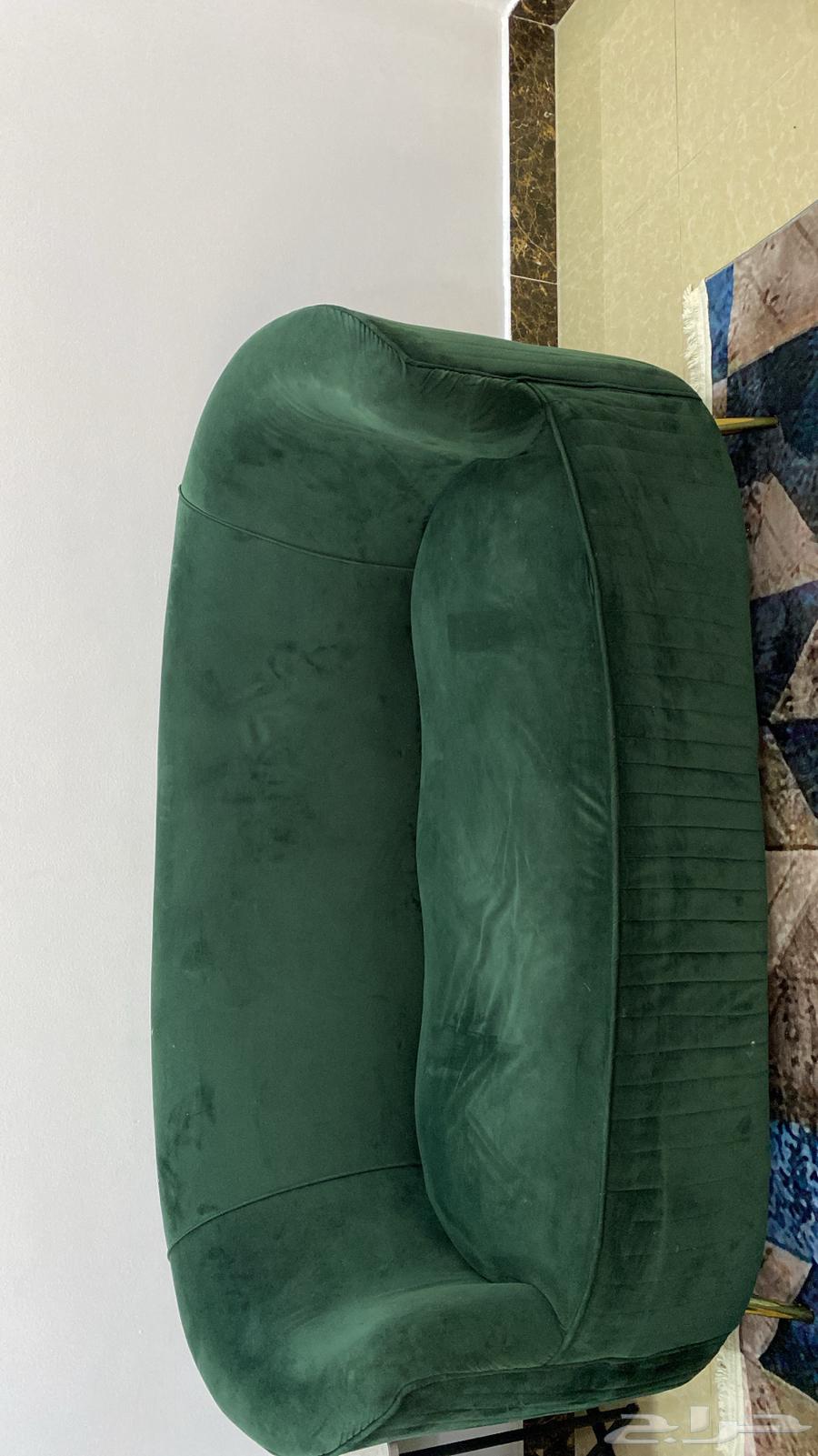 كنب للبيع بحاله جيده64240713465089111