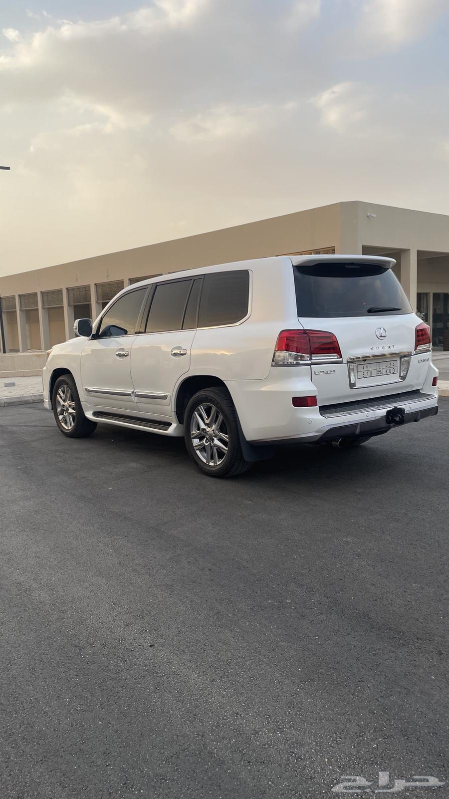 جيب لكزس 200864412210926339113