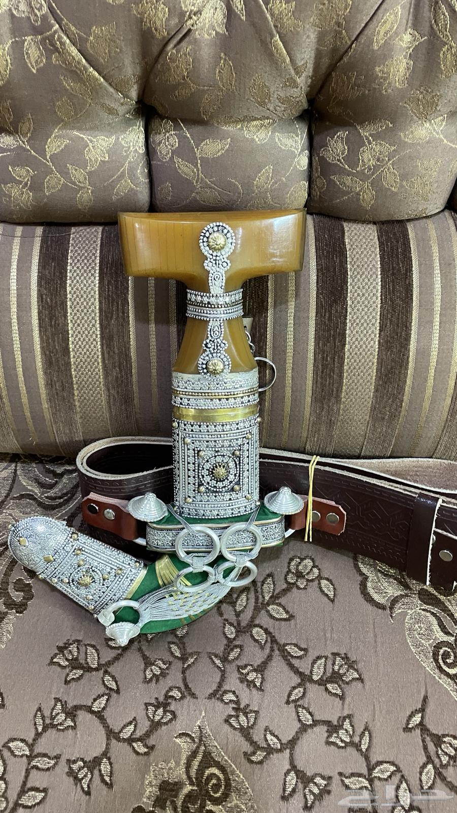 خنجر حك زراف64249424476675110