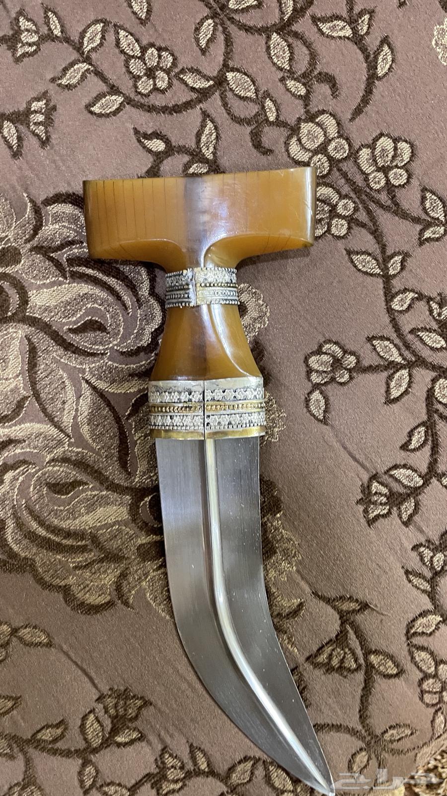 خنجر حك زراف64249424476675113