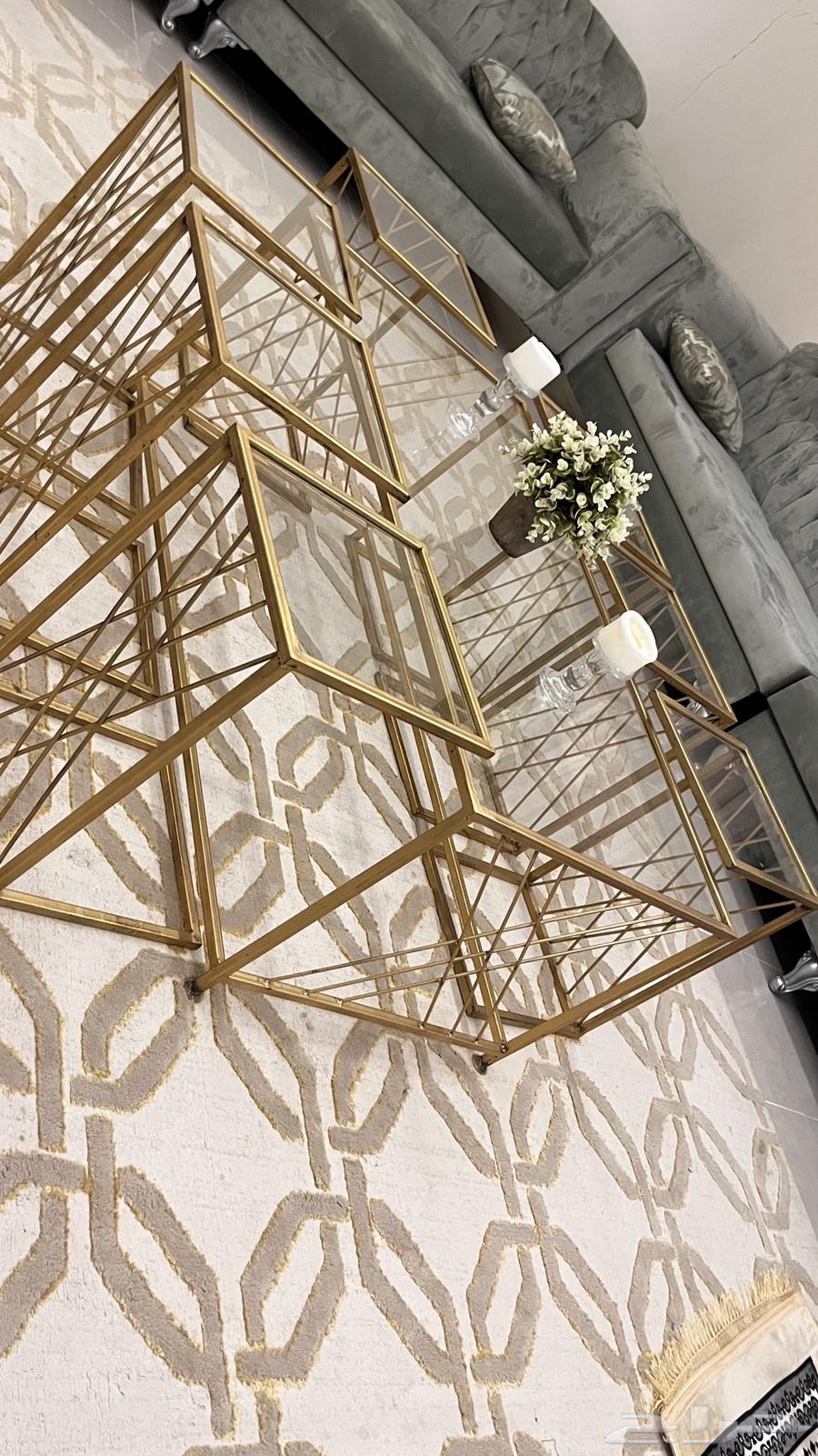 طاوله للبيع64240548548865110