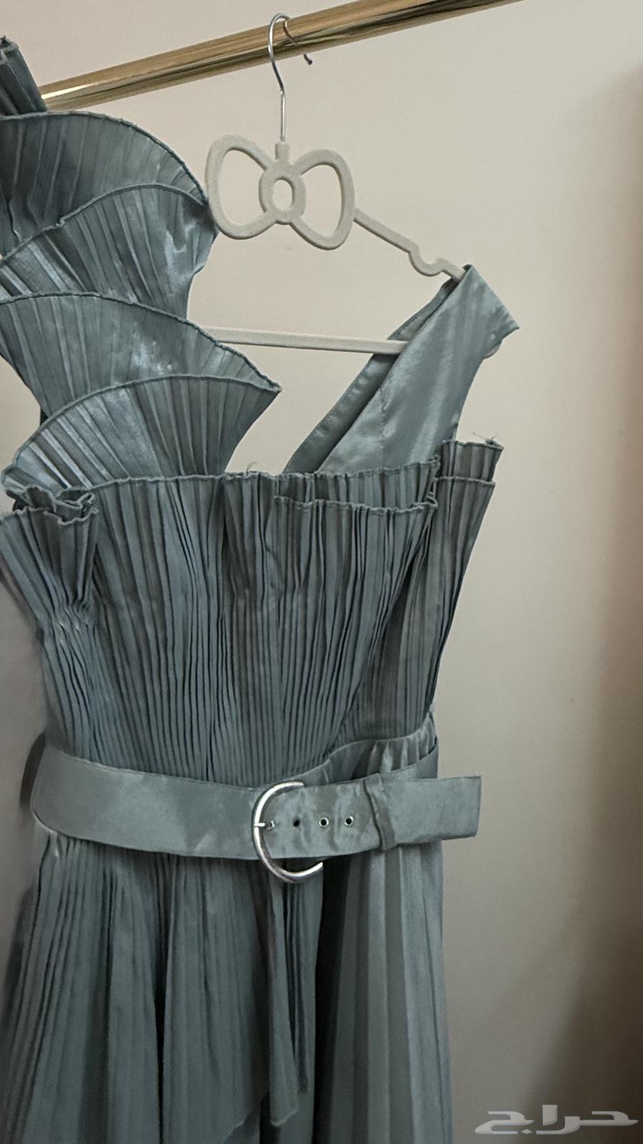 فستان سهره مقاس M و يلبس كمان L64246989014786110