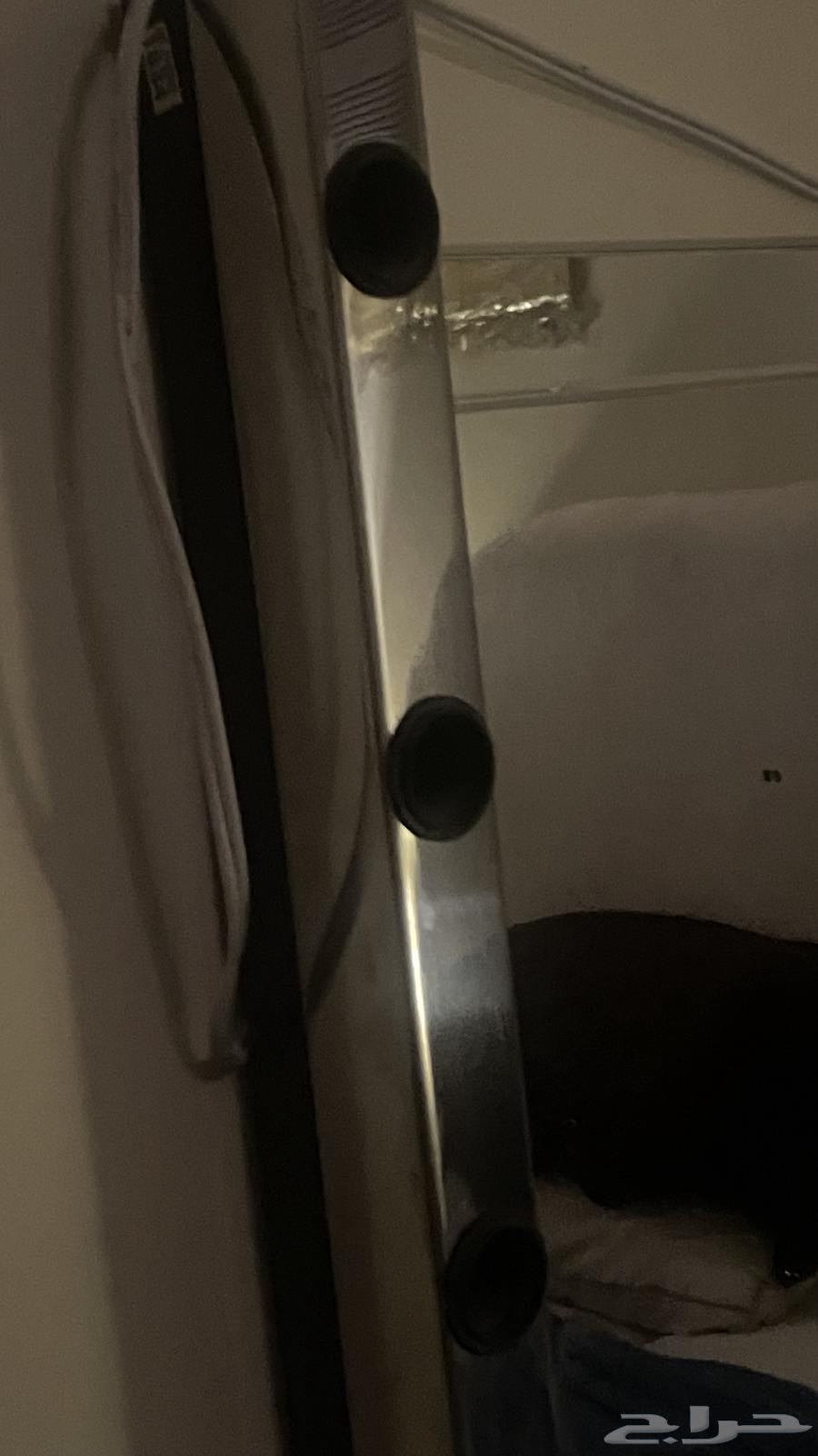 مراية فخمة مع عامود إنارة جانبي64248490219139114