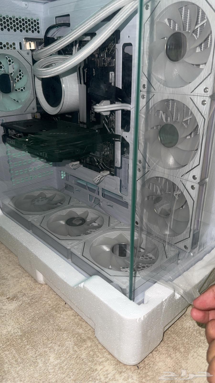 بيسي 4060ti وشاشة Ultragear LG منحنيه نظييفين جدا64250242401027110