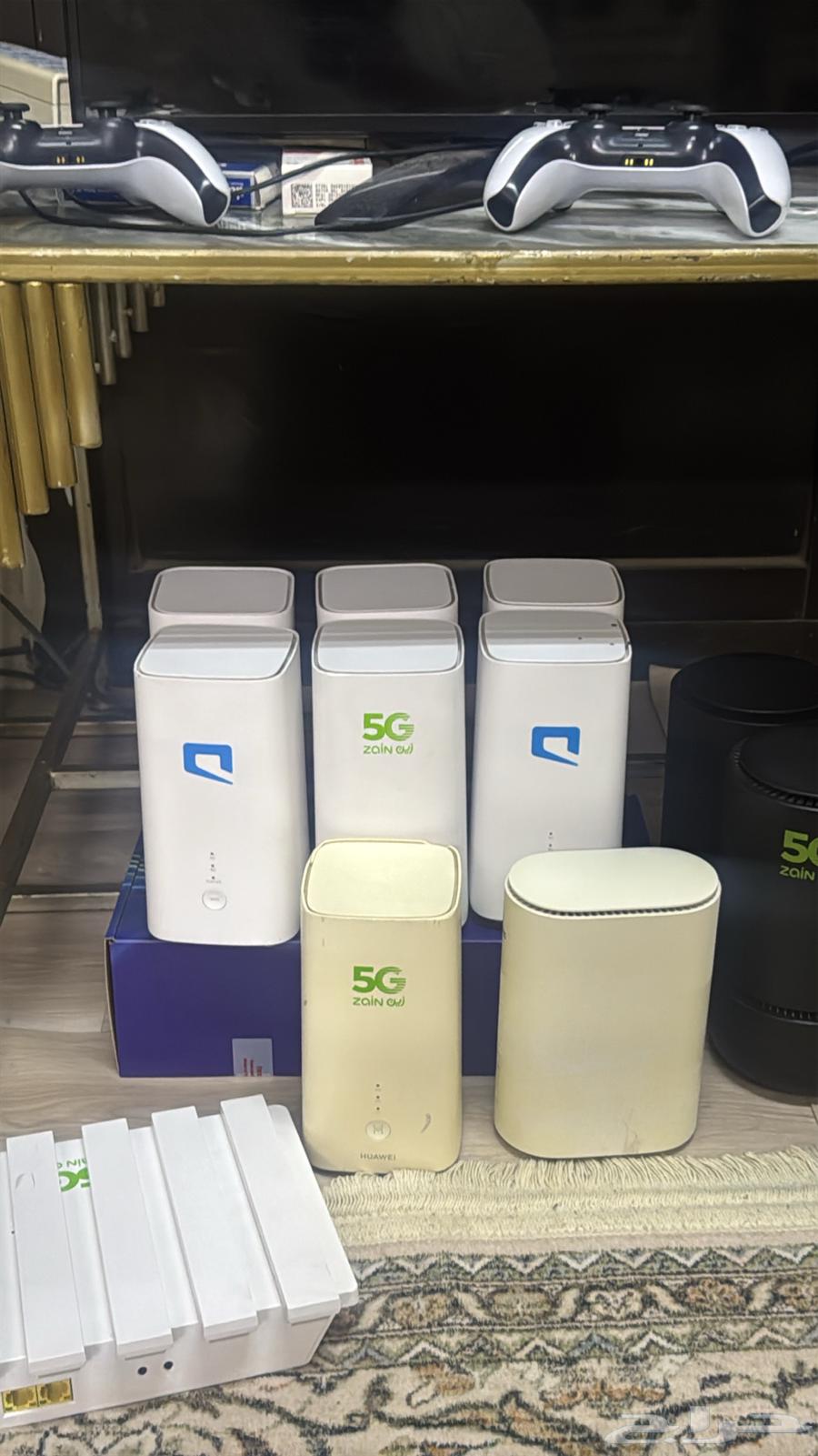 Used and new 5G routers64249424354562111