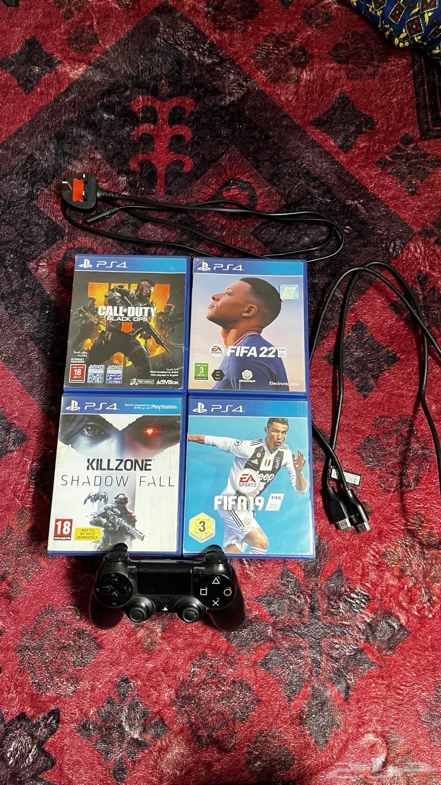 سوني فور اخو الجديد لايشكو من شي ولا قد انفتح64241934583811110