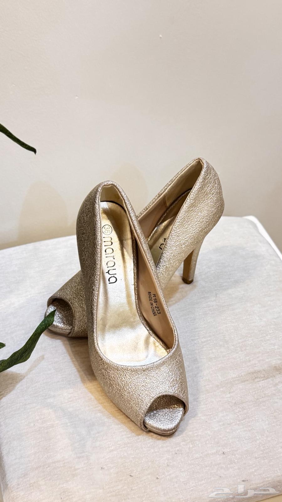 كعب مستعمل للبيع64234454179203111