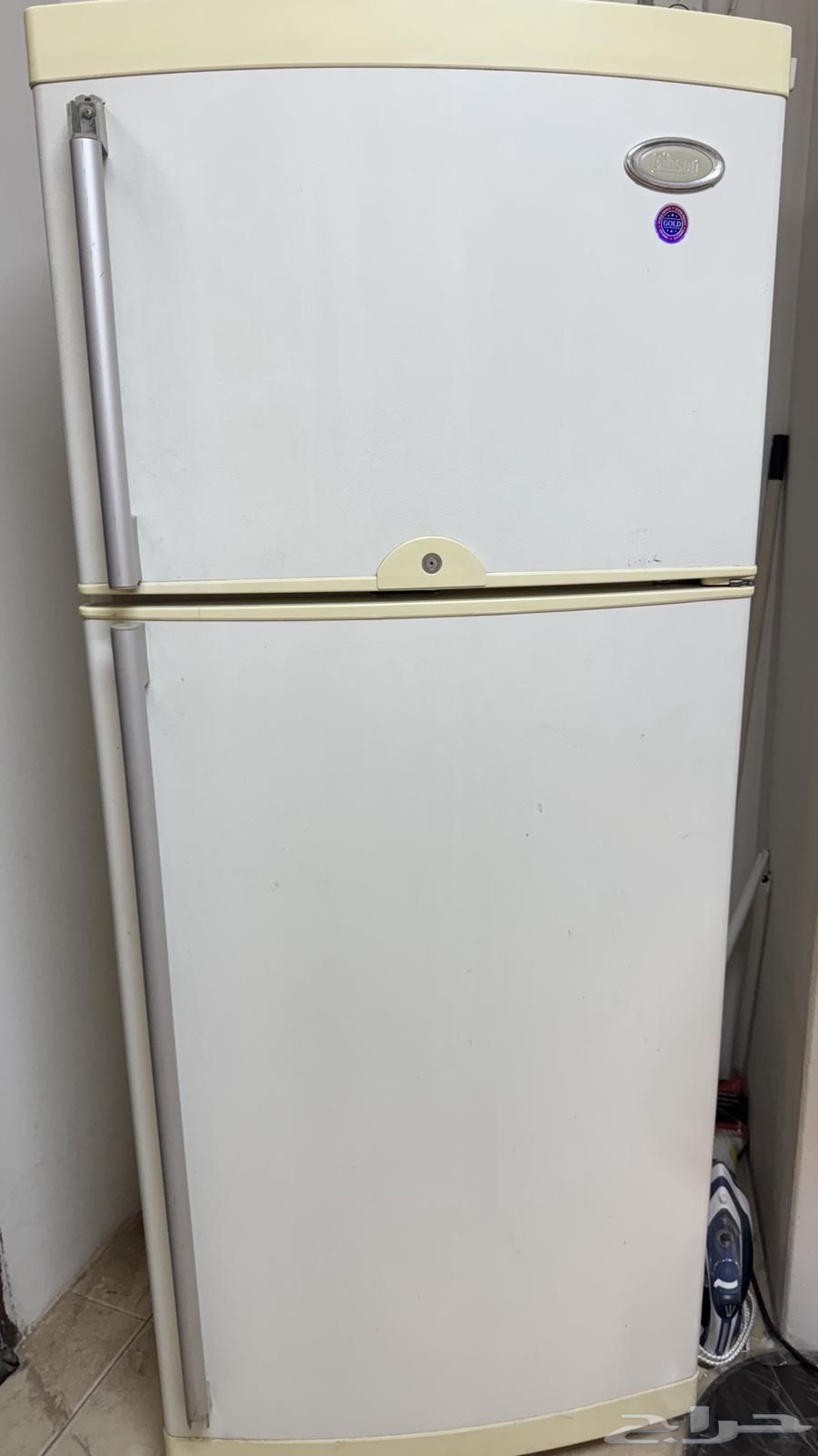 غرفة كبيرة نفر ونص مع تلاجة وغسالة64241769404930112