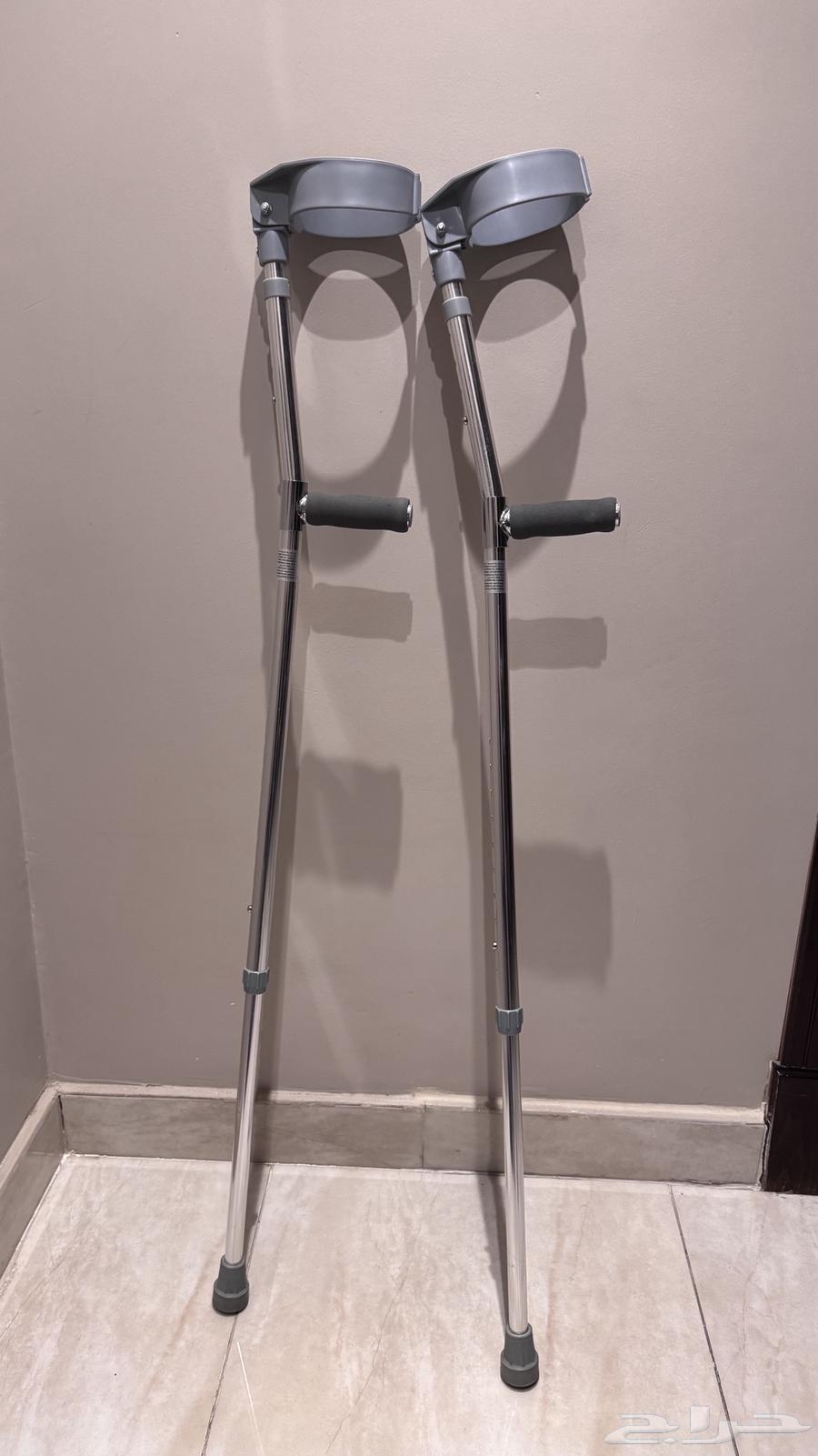 عكازات طبيه (زوج)64233635152258110