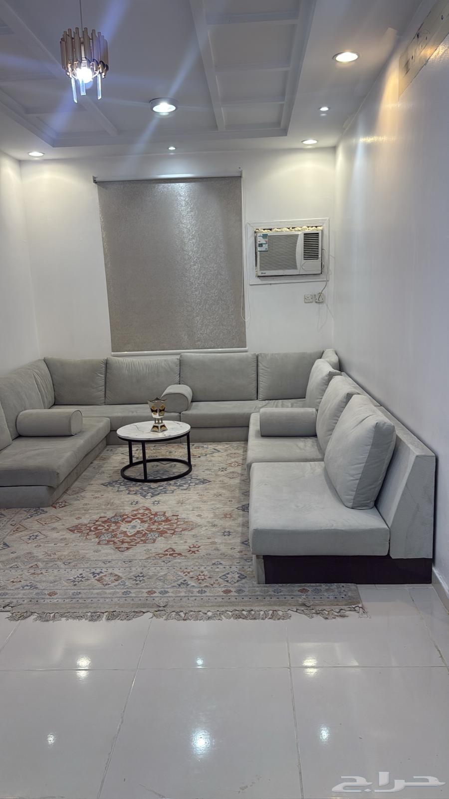 New Patroma sofa, used for only one year, best quality Dunlop foam64234454188289111