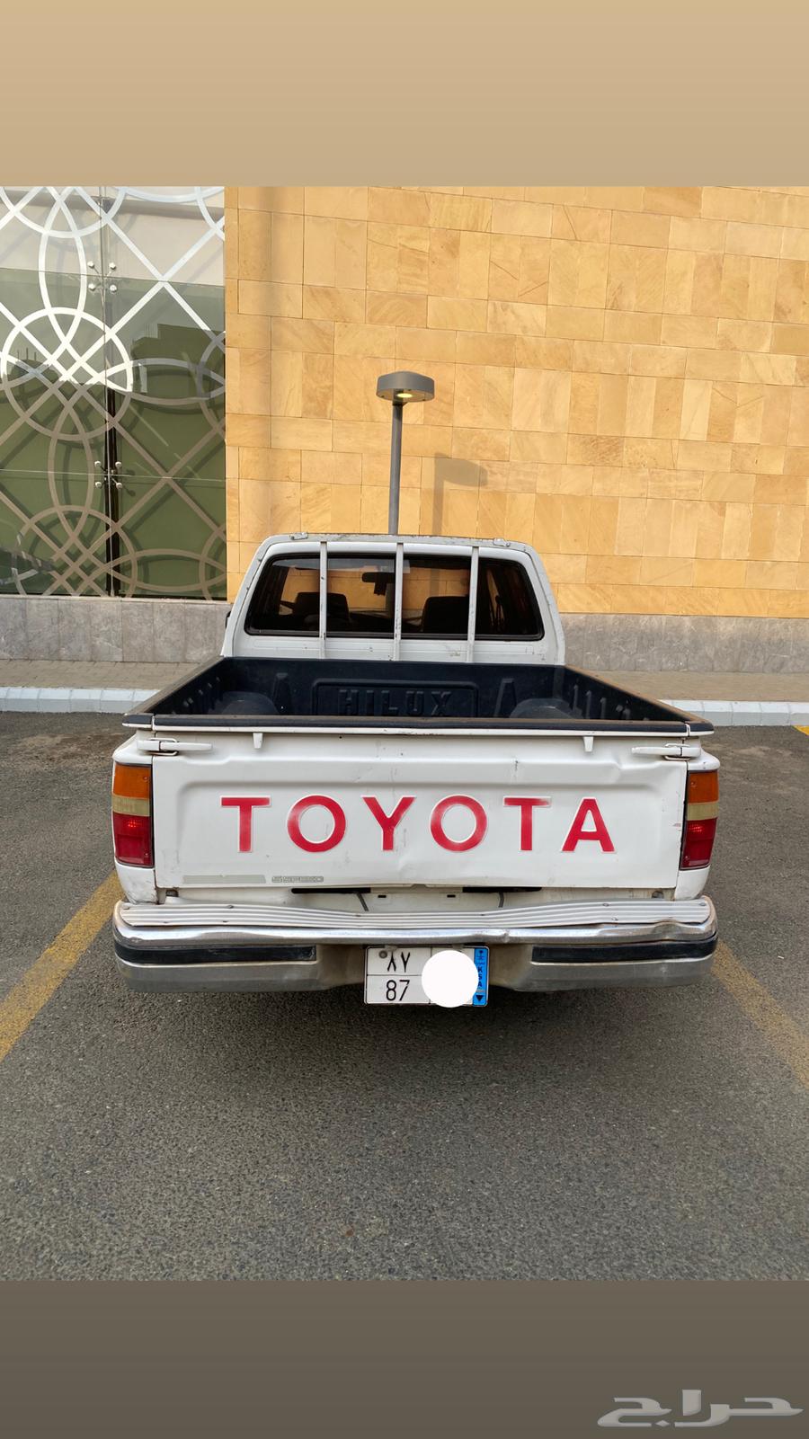 HiLux64416294220803110
