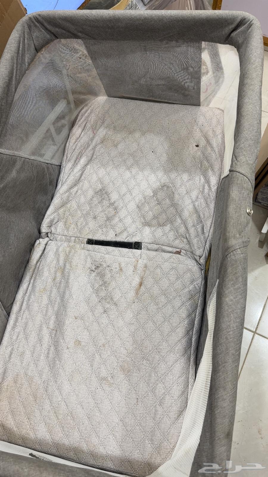 سرير أطفال للبيع ماستخدمته إلا سنه أو اقل بعدبس يحتاج تنضيف64254078926467110