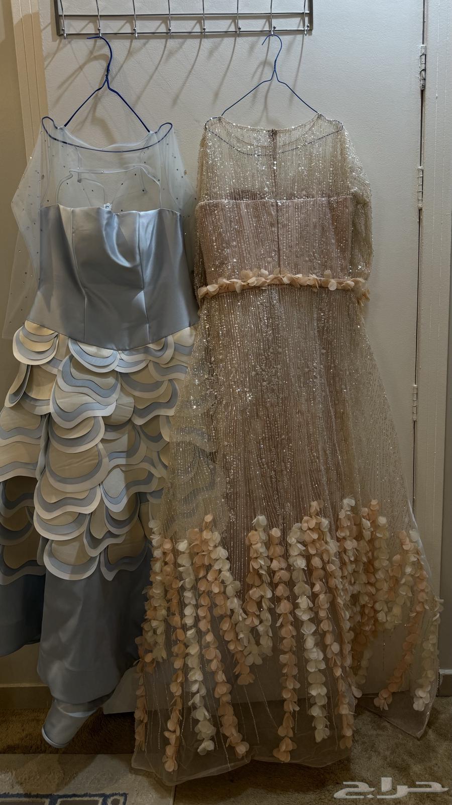 فساتين نظيفه وجديده للبيع64233947093634111