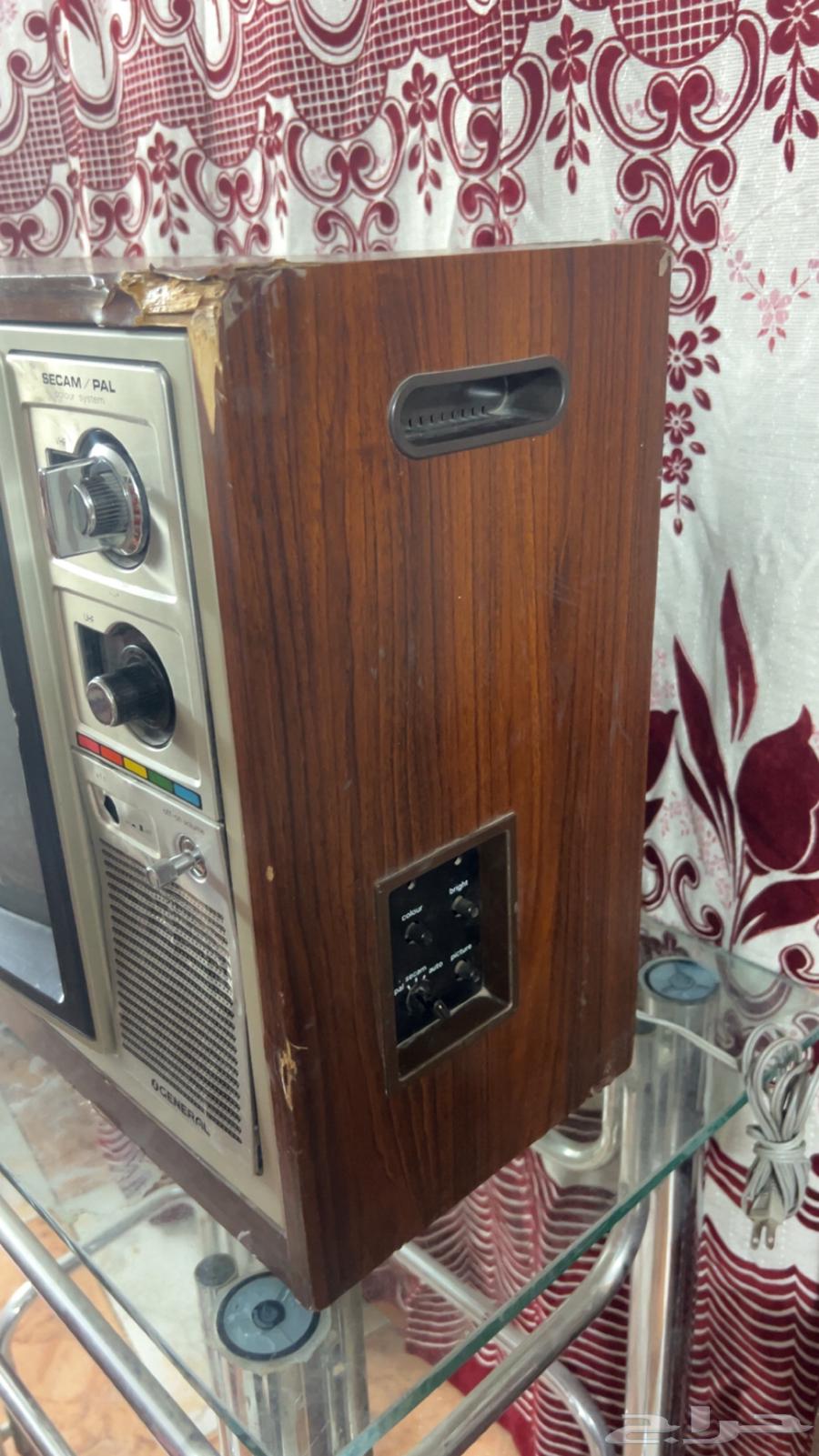 تلفزيون قديم ( تراث)64234454197251111