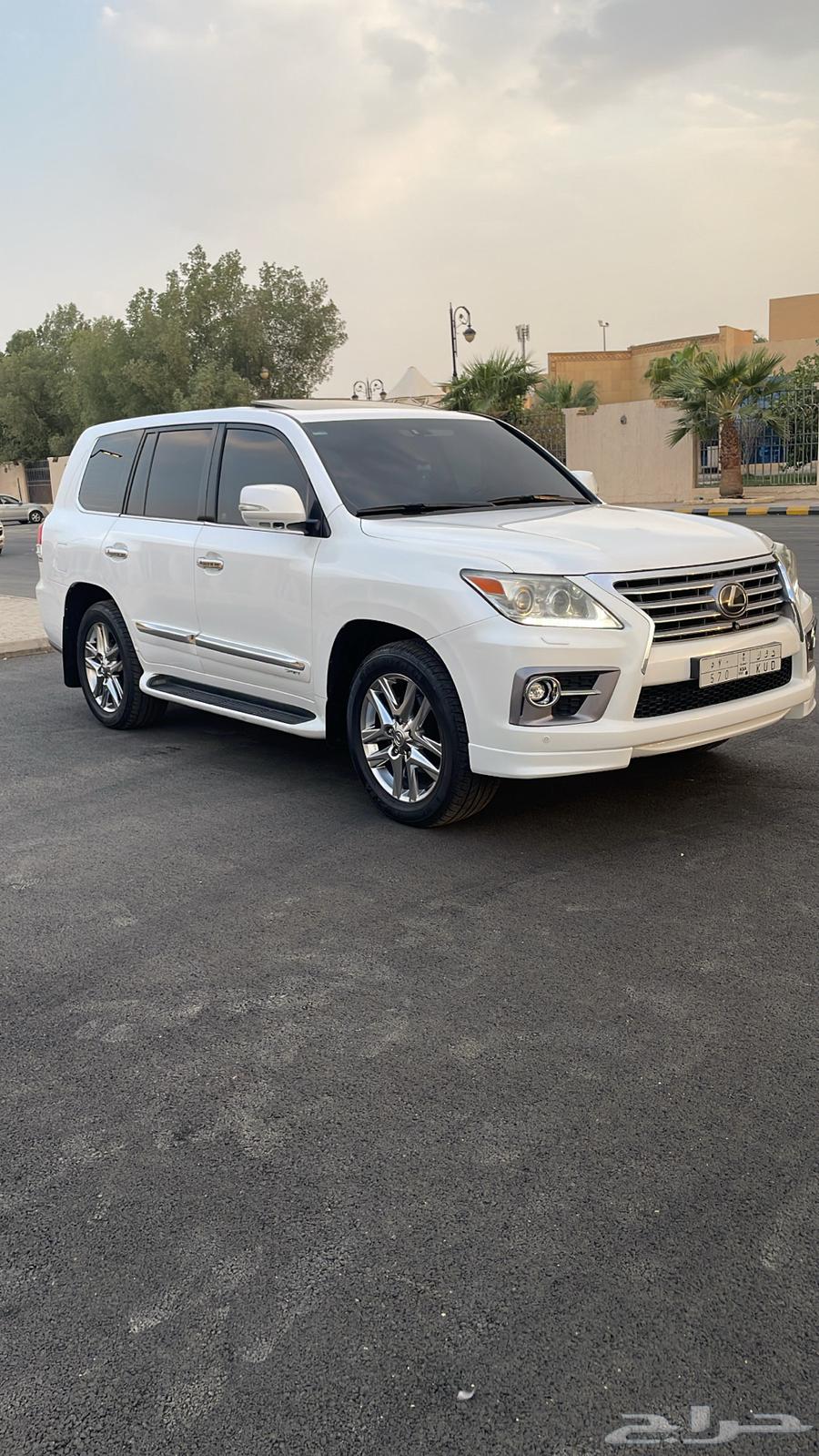 جيب لكزس 200864412210926339111