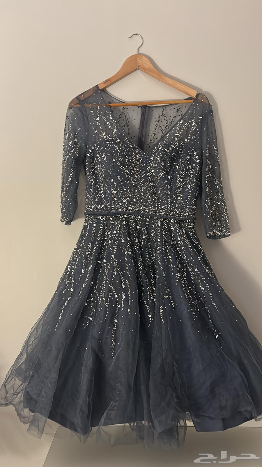 فستان للبيع جديد ونظيف64235921180034113