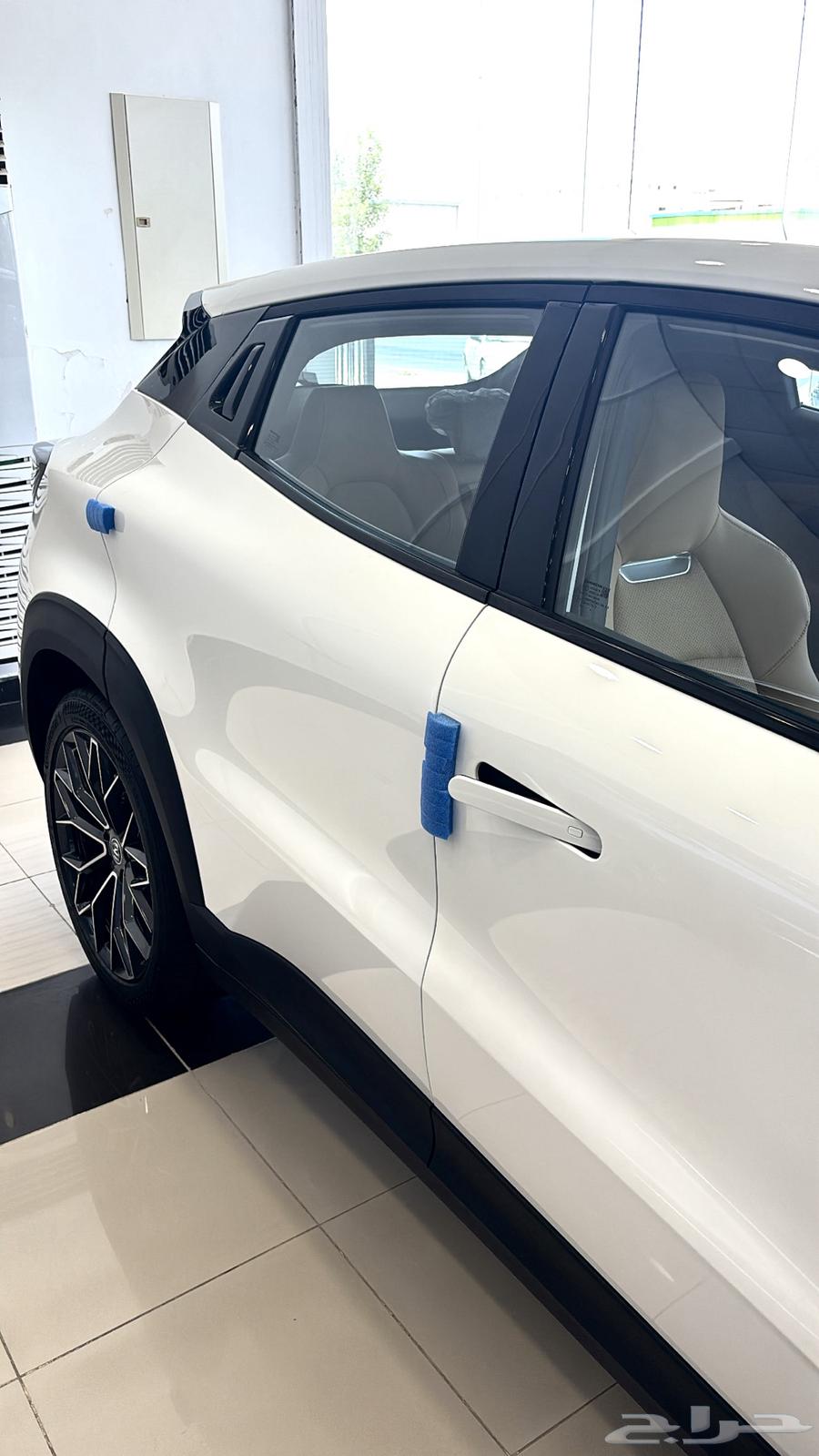 Uni T 202664413043944193112