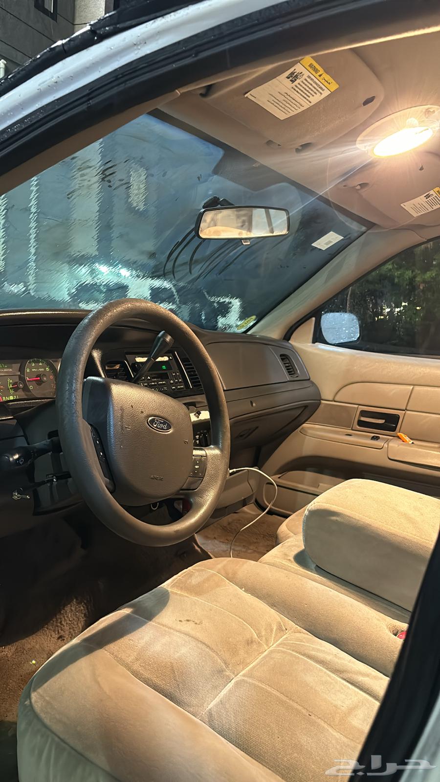 فورد فكتوريا 200964414263230850114