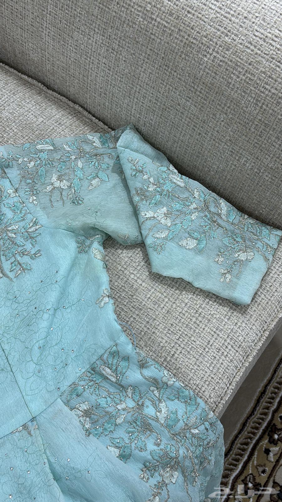 فساتين مستعملة للبيع64241934575873113