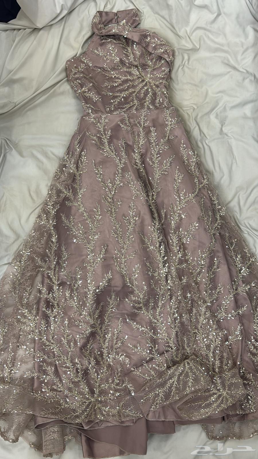 فستان للبيع64236087575683110